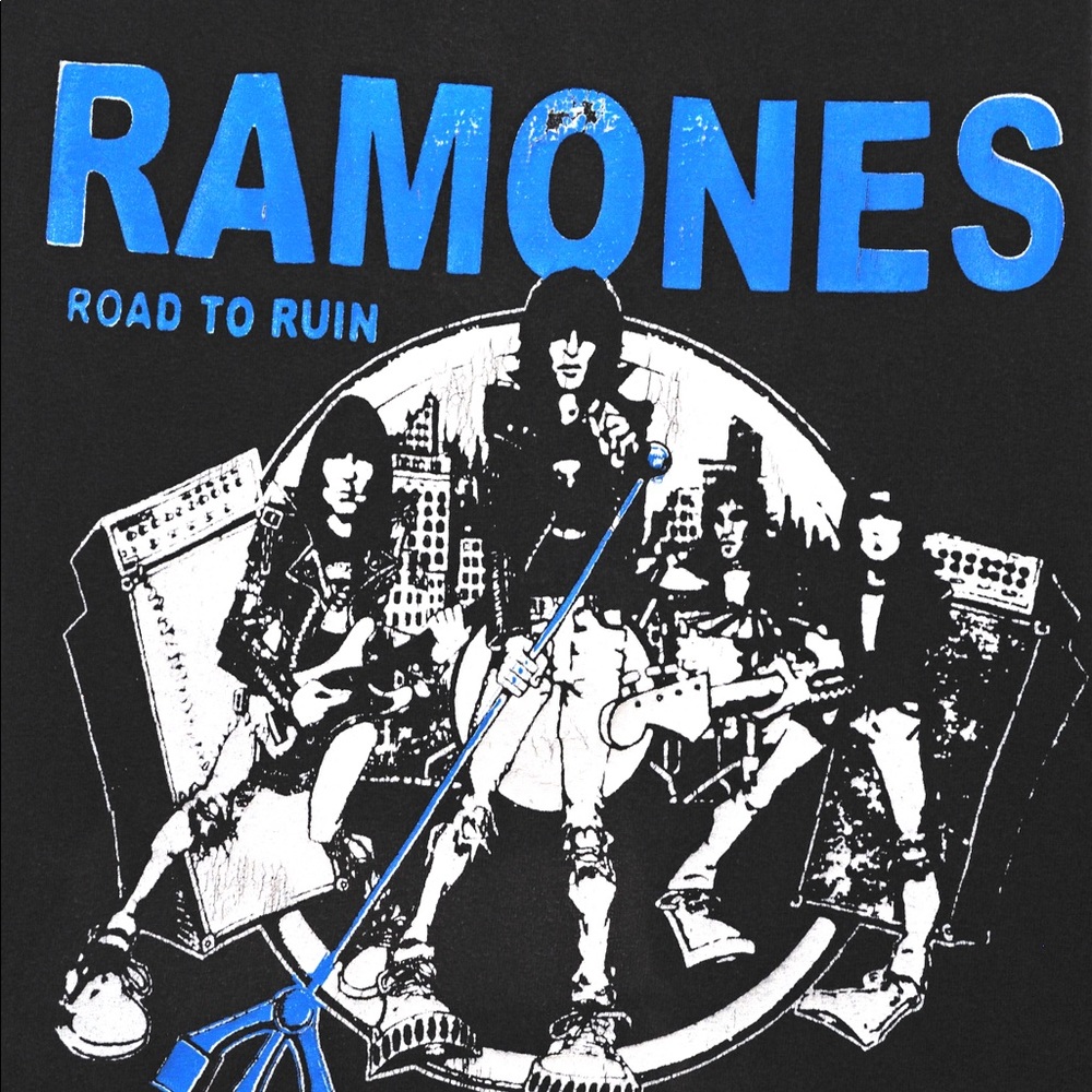 SOLD. Vintage Ramones Tank - Picture 12 of 12